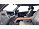 Land Rover Defender Image 3