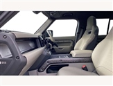 Land Rover Defender Image 3
