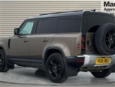 Land Rover Defender Image 5