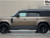 Land Rover Defender Image 6