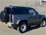Land Rover Defender Image 3