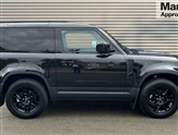 Land Rover Defender Image 2