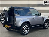 Land Rover Defender Image 3