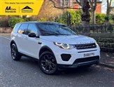 Land Rover Discovery Sport Image 1