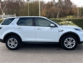 Land Rover Discovery Sport Image 5
