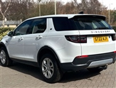 Land Rover Discovery Sport Image 2