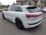 Land Rover Discovery Sport Image 3