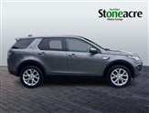 Land Rover Discovery Sport Image 2