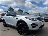 Land Rover Discovery Sport Image 2