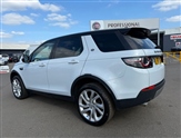 Land Rover Discovery Sport Image 2
