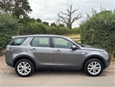 Land Rover Discovery Sport Image 3