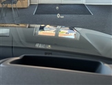 Land Rover Discovery Image 4