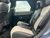 Land Rover Discovery Image 4