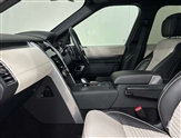 Land Rover Discovery Image 3