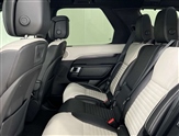 Land Rover Discovery Image 4