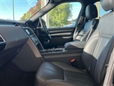Land Rover Discovery Image 3