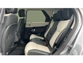 Land Rover Discovery Image 4