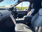 Land Rover Discovery Image 3
