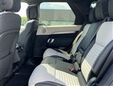 Land Rover Discovery Image 4