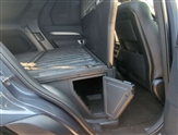 Land Rover Discovery Image 4