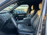 Land Rover Discovery Image 3
