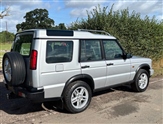 Land Rover Discovery Image 6
