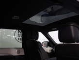Land Rover Discovery Image 2