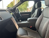 Land Rover Discovery Image 3