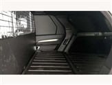 Land Rover Discovery Image 4