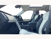 Land Rover Discovery Image 3