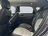 Land Rover Range Rover Velar Image 4