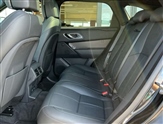 Land Rover Range Rover Velar Image 4