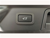Land Rover Range Rover Velar Image 2