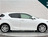 Lexus CT Image 2