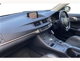 Lexus CT Image 2