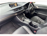 Lexus CT Image 2