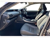 Lexus IS Image 2