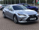 Lexus LS Image 1