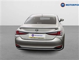 Lexus LS Image 6
