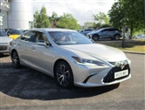 Lexus LS Image 1