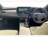Lexus LS Image 6