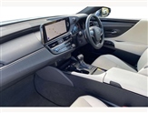 Lexus LS Image 2