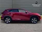 Lexus NX Image 4