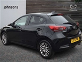 Mazda 2 Image 2