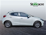 Mazda 2 Image 2