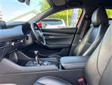 Mazda 3 Image 6