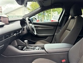Mazda 3 Image 6