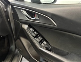 Mazda 3 Image 5