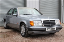 Mercedes-Benz 260
