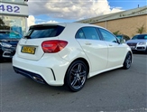 Mercedes-Benz A Class Image 2